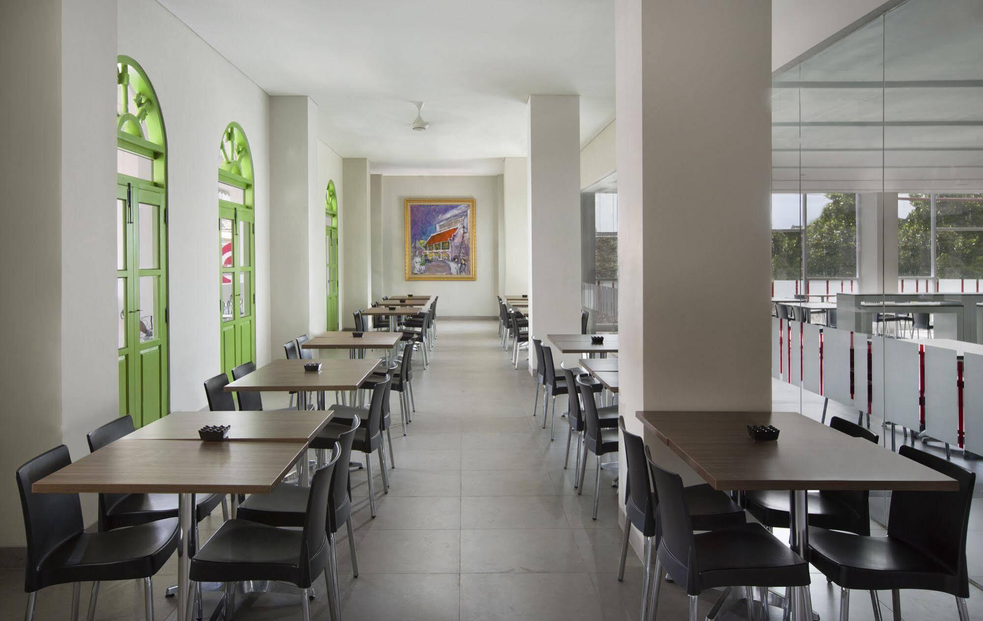 Amaris Hotel Malioboro - Jogja Γιογκιακάρτα Εξωτερικό φωτογραφία